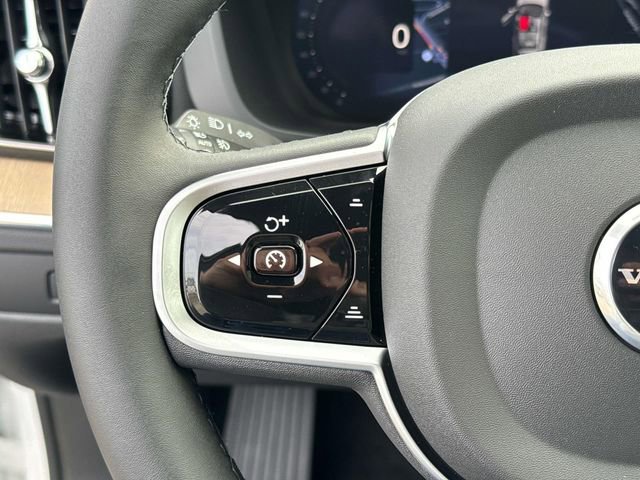New 2026 Volvo XC60 B5 Plus w/ Climate Package image 25