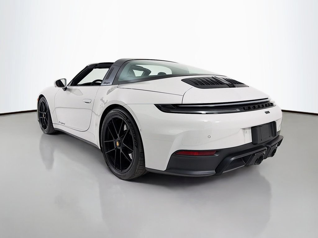 Used 2026 Porsche 911 Targa 4 GTS AWD/4WD image 3