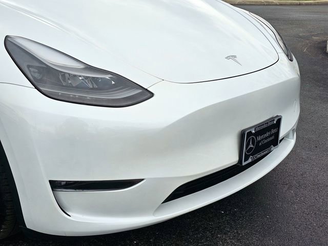 Used 2023 Tesla Model Y Performance image 3
