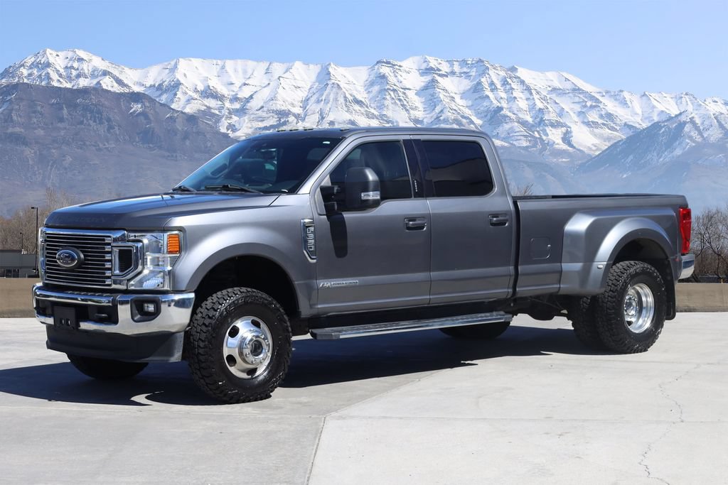 Used 2022 Ford F350 Lariat AWD/4WD image 2