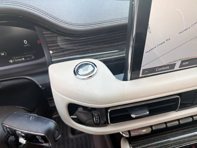 Used 2022 Lincoln Aviator Black Label w/ Dynamic Handling Package AWD/4WD image 26