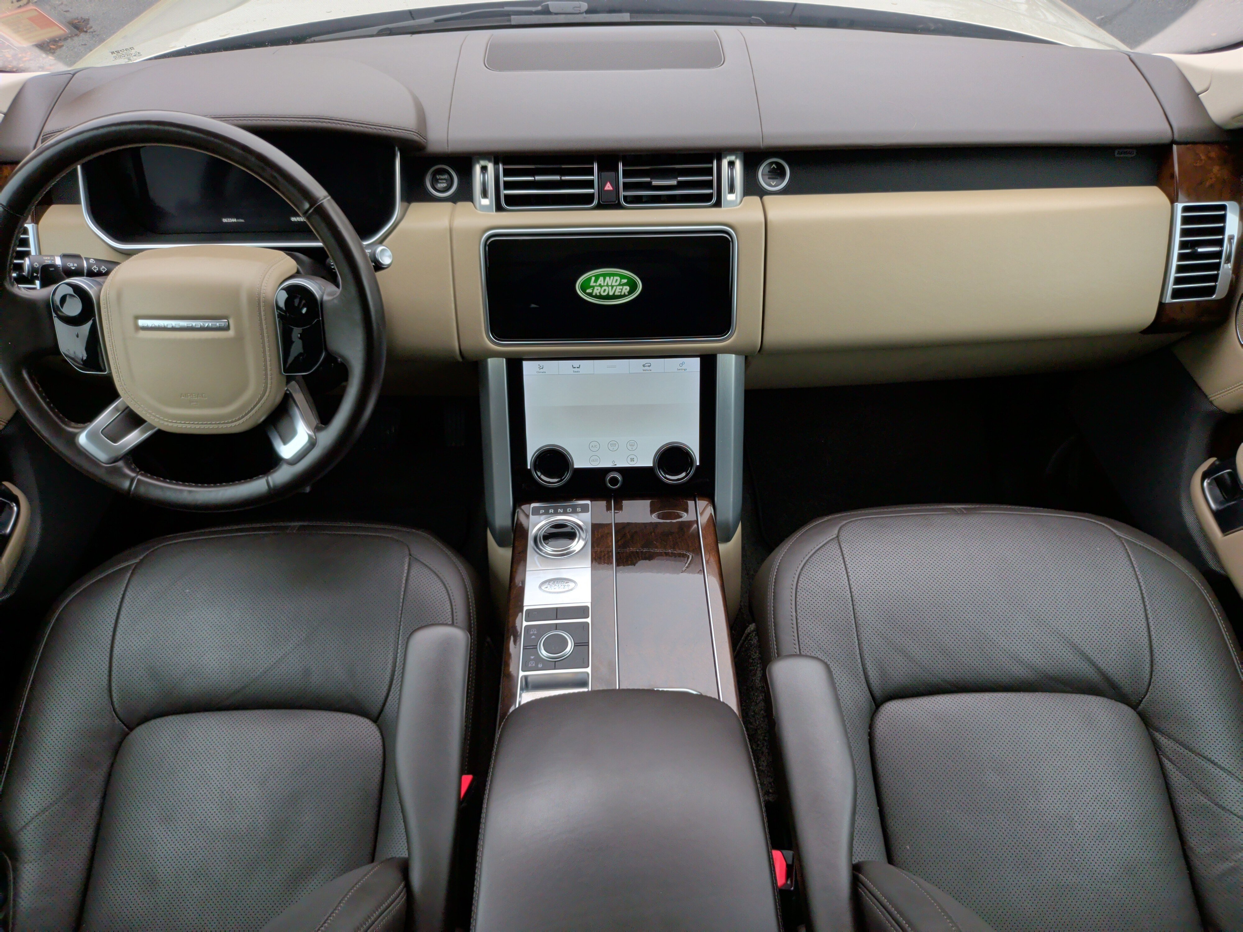 Used 2020 Land Rover Range Rover HSE image 34