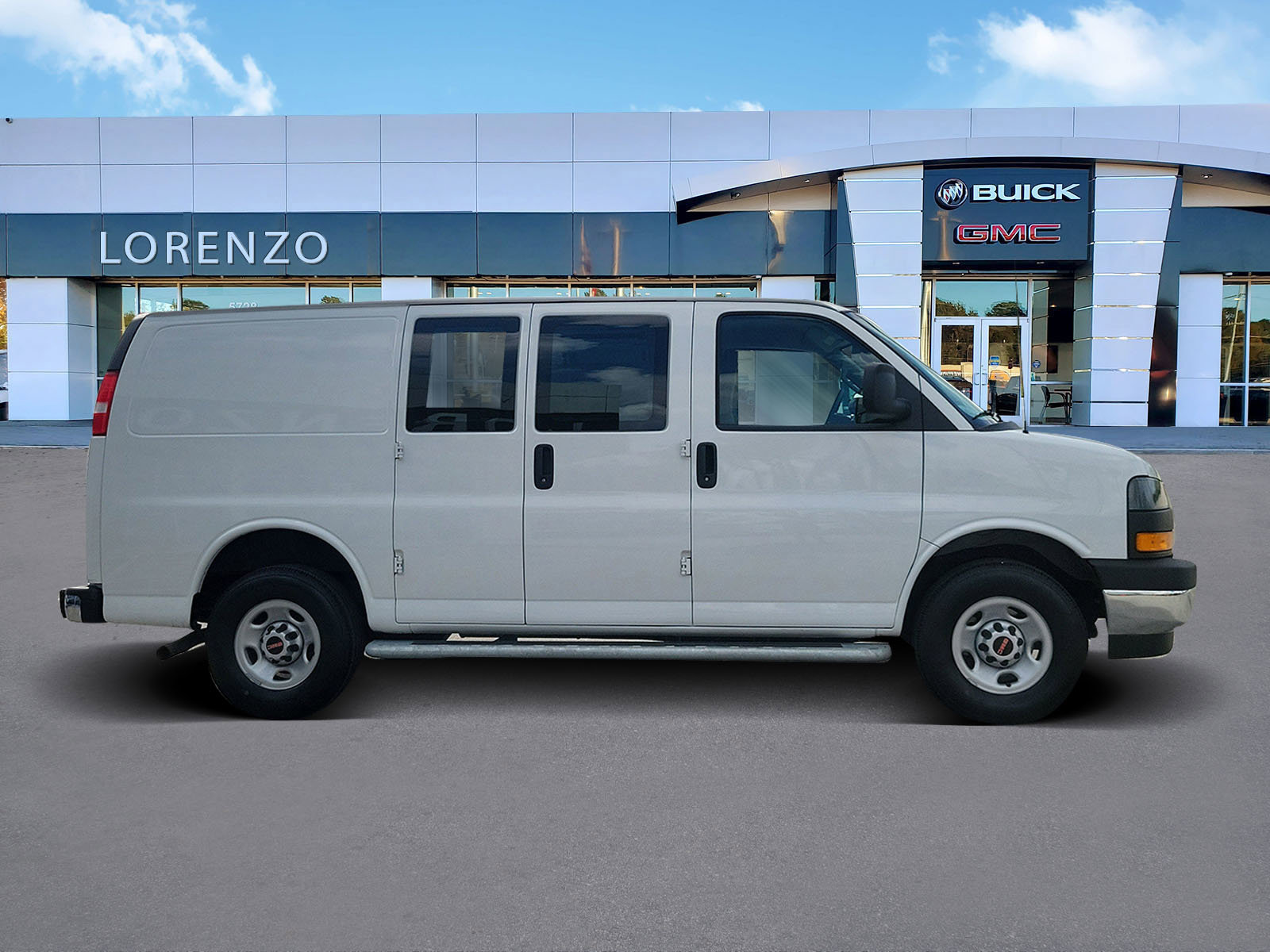 Used 2024 GMC Savana 2500 w/ Driver Convenience Package image 4
