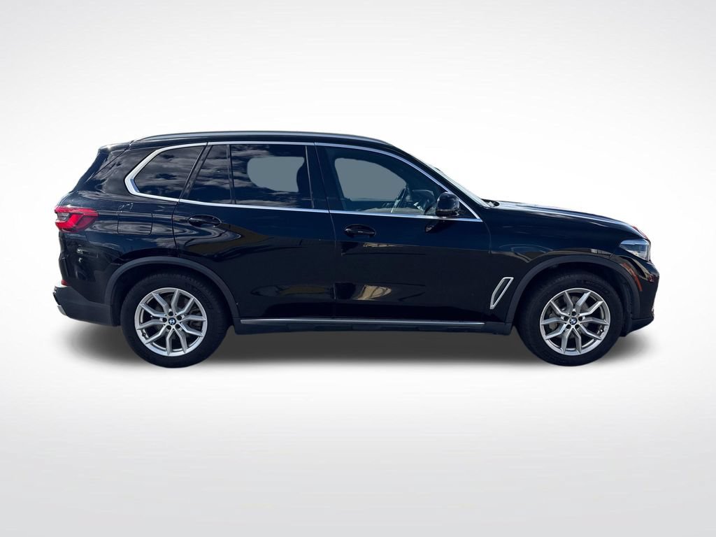 Used 2019 BMW X5 xDrive40i w/ Convenience Package AWD/4WD image 6