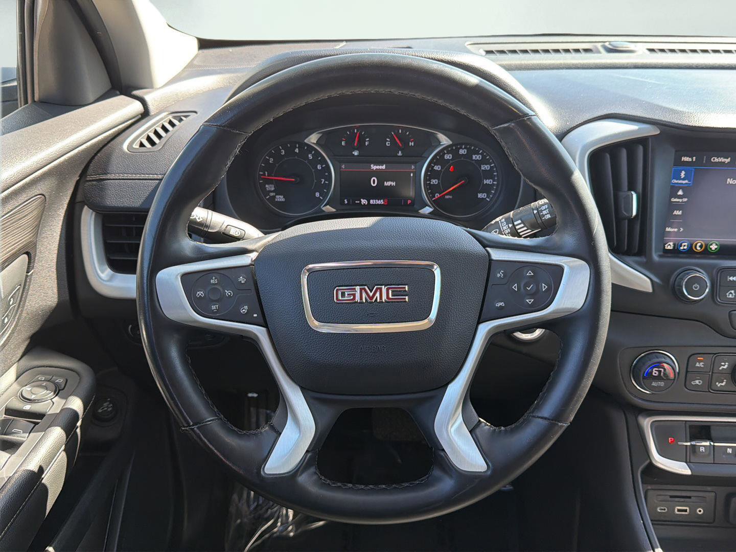 Used 2024 GMC Terrain SLT AWD/4WD image 12