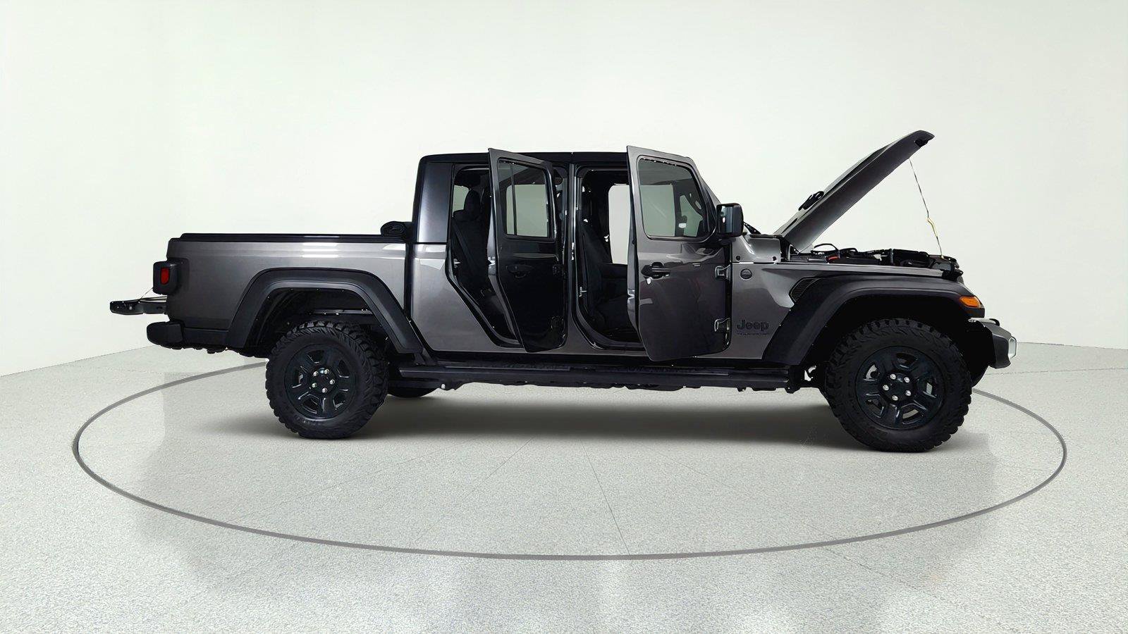 Used 2025 Jeep Gladiator Sport AWD/4WD image 15