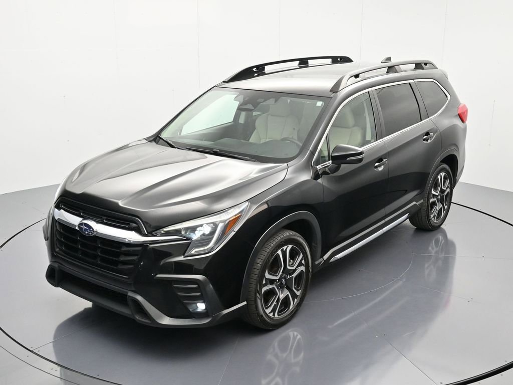 Used 2023 Subaru Ascent Limited image 30