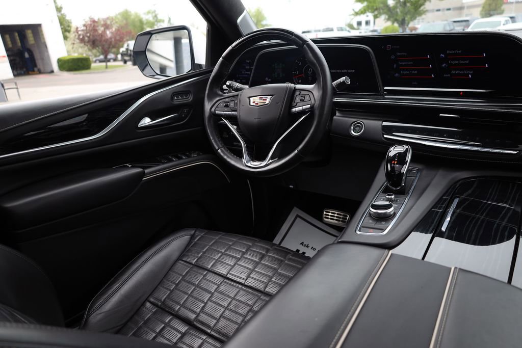 Used 2023 Cadillac Escalade V AWD/4WD image 23