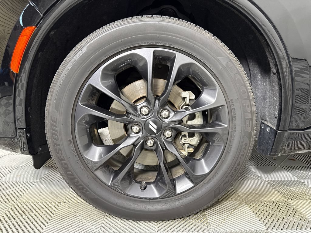 Used 2025 Dodge Durango GT w/ Blacktop Package RWD image 21