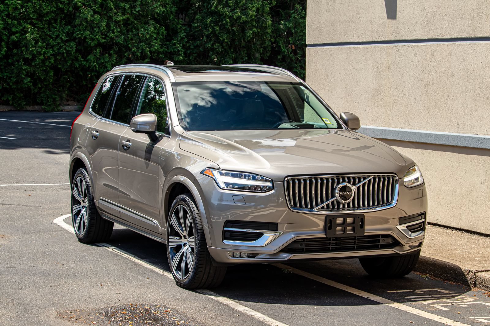 Used 2022 Volvo XC90 T6 Inscription w/ Advanced Package AWD/4WD image 12