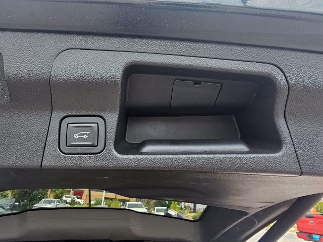 Used 2019 GMC Acadia Denali w/ Technology Package FWD image 14
