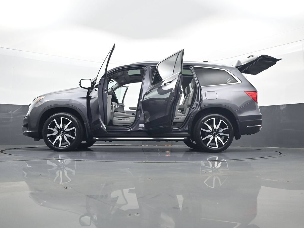 Used 2019 Honda Pilot Elite image 36