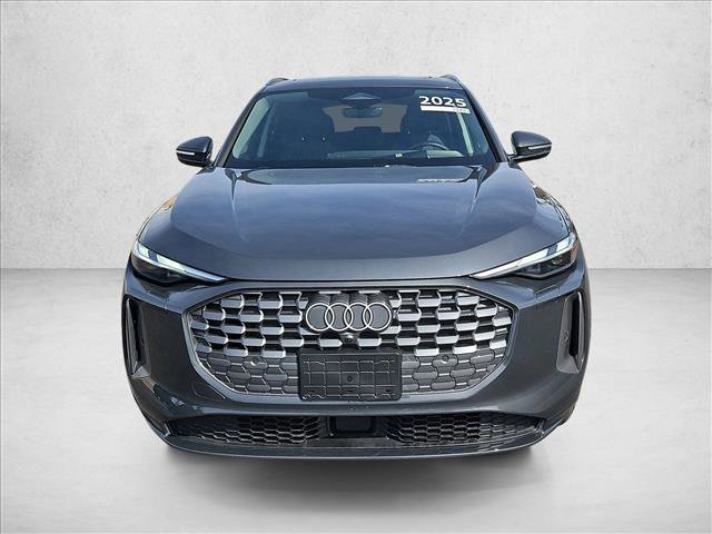 Certified 2025 Audi Q5 Premium w/ Convenience Package image 2