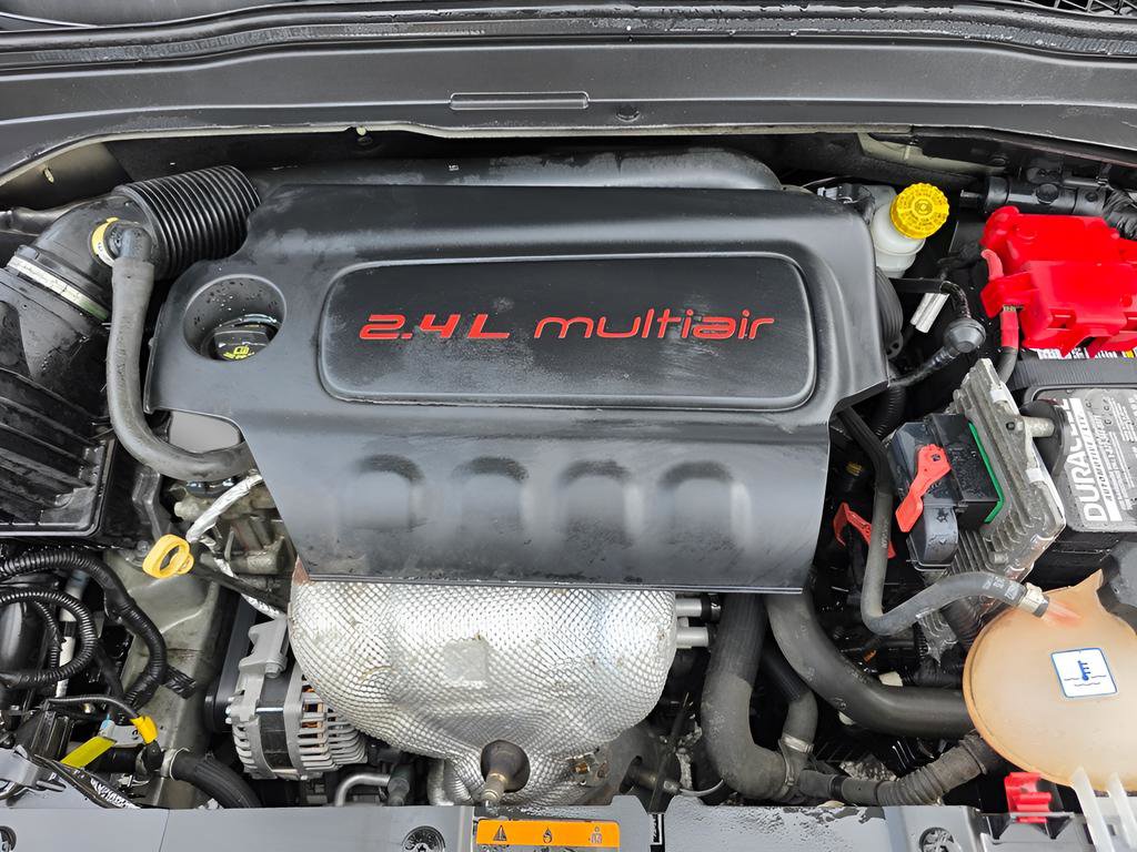 Used 2018 Jeep Renegade Latitude image 10