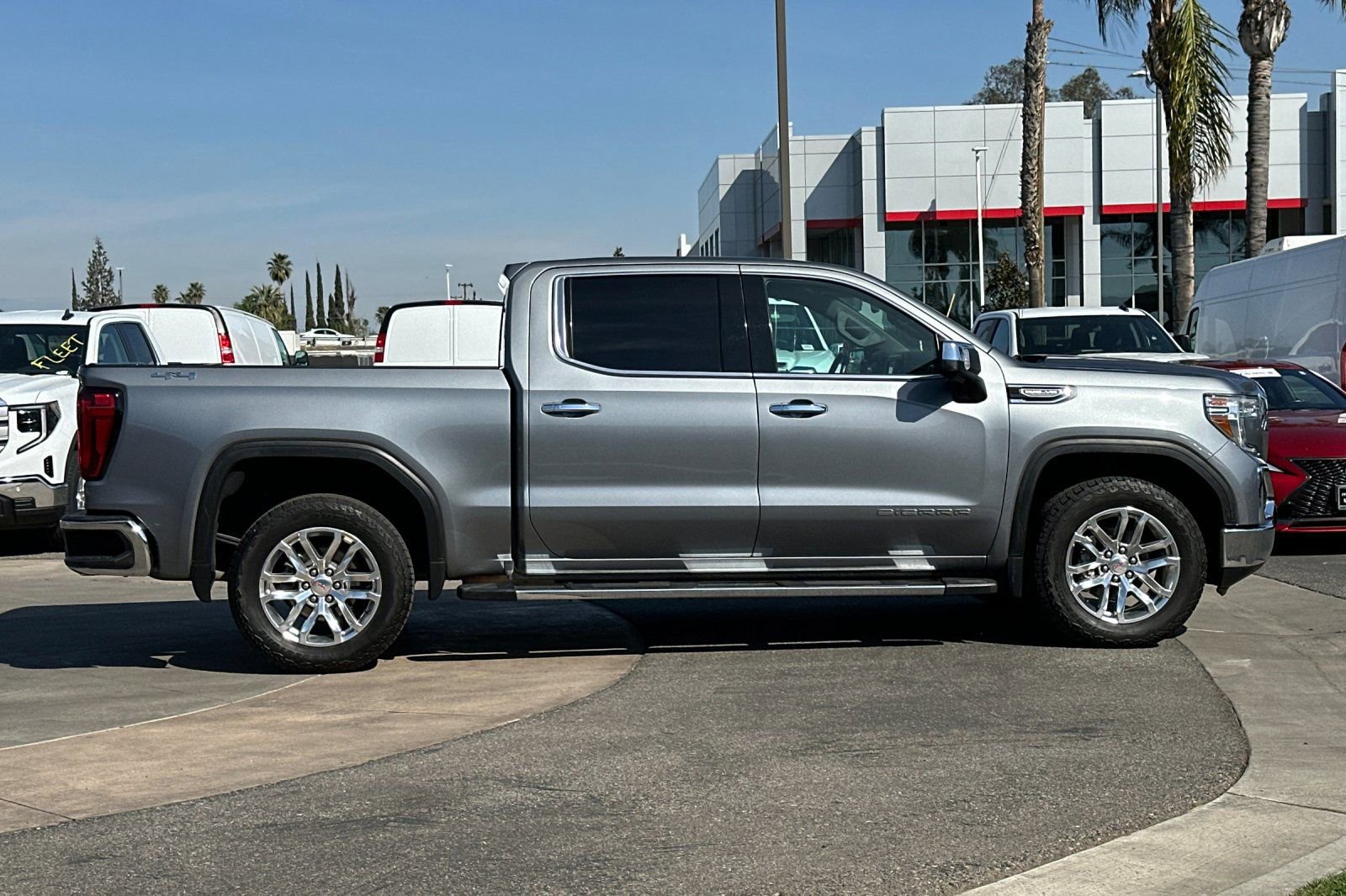 Certified 2022 GMC Sierra 1500 SLT w/ SLT Premium Package video 3