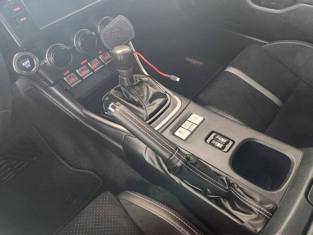 Used 2025 Toyota GR86 Premium RWD image 17
