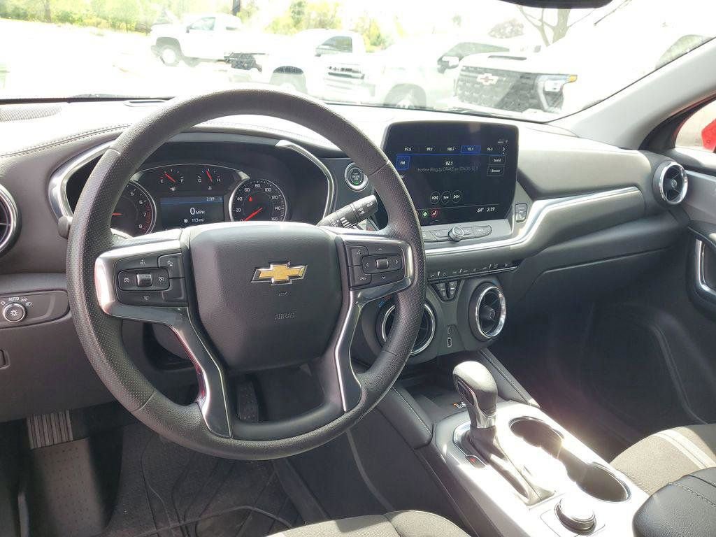 Used 2023 Chevrolet Blazer LT w/ Convenience Package AWD/4WD image 7