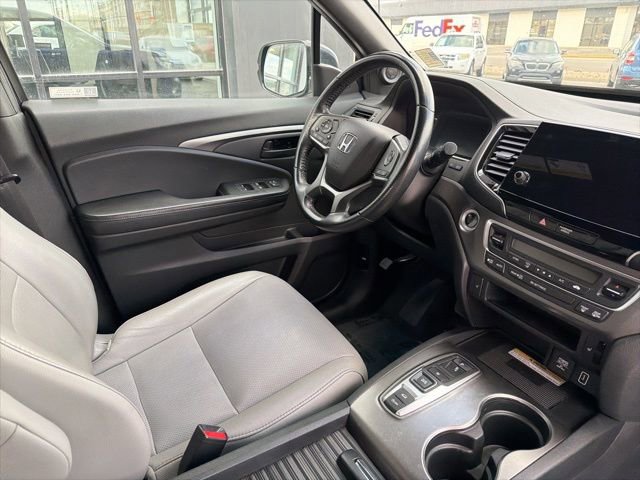 Used 2022 Honda Passport EX-L image 12