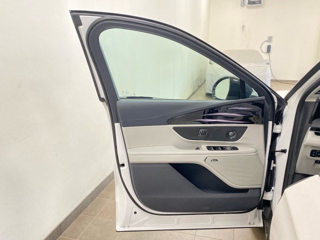 New 2026 Lincoln Nautilus Premier w/ Equipment Group 102A AWD/4WD image 14