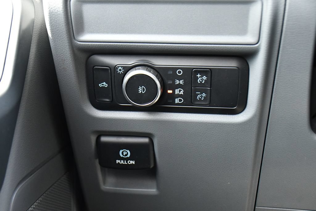 Used 2022 Ford F150 XLT AWD/4WD image 40