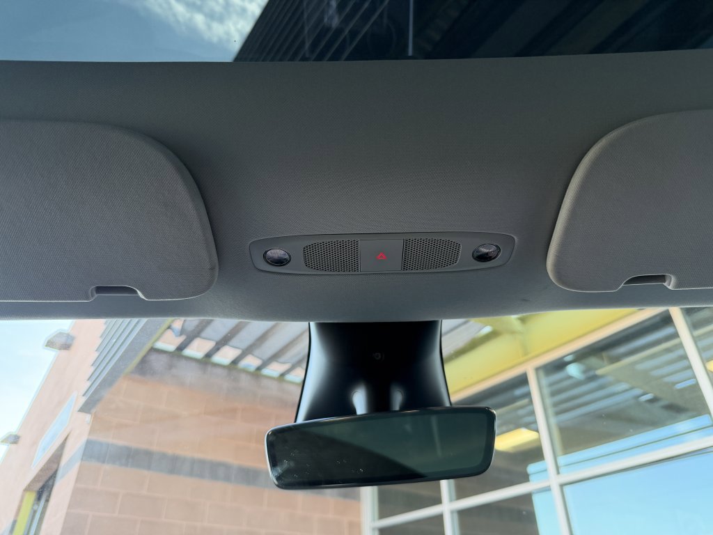 Used 2023 Tesla Model Y Performance image 31
