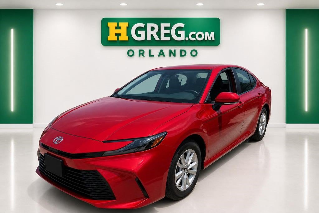 Used 2025 Toyota Camry LE w/ Convenience Package FWD image 4