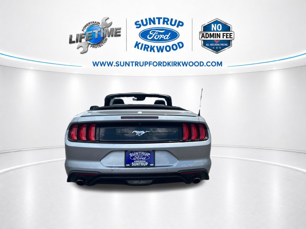 Used 2023 Ford Mustang Premium RWD image 4