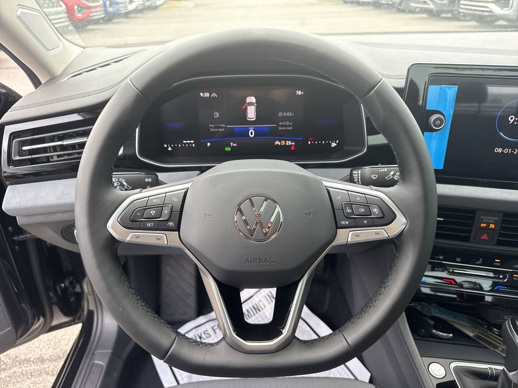New 2025 Volkswagen Jetta SE image 24