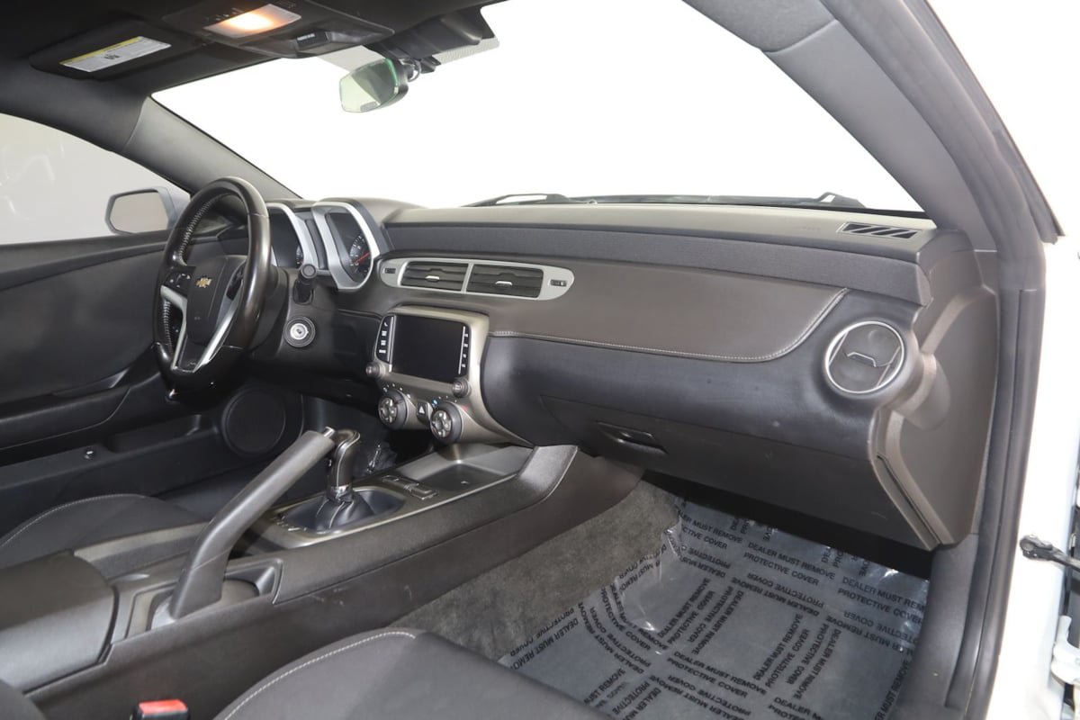 Used 2014 Chevrolet Camaro SS w/ RS Package RWD image 34