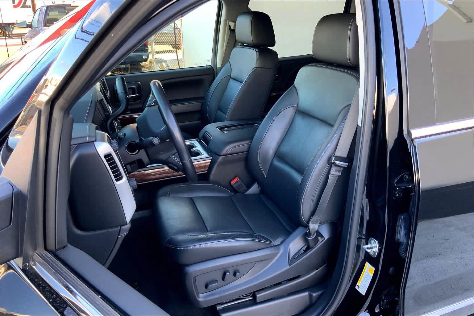 Used 2018 GMC Sierra 1500 SLT w/ Enhanced Driver Alert Package RWD image 18