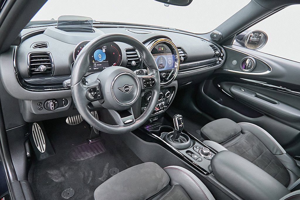 Used 2022 MINI Cooper Clubman John Cooper Works image 15