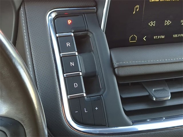 Used 2023 GMC Yukon SLT image 28