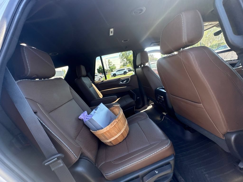 Used 2021 Chevrolet Tahoe High Country AWD/4WD image 25