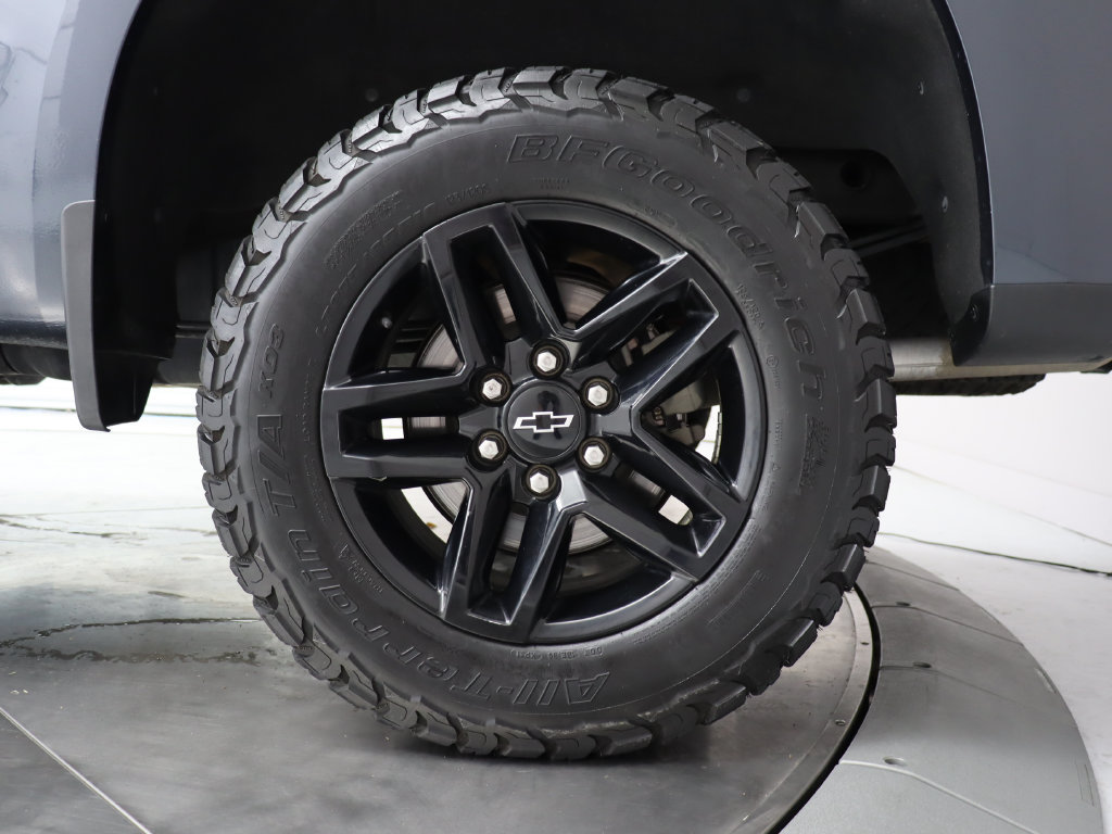 Used 2021 Chevrolet Silverado 1500 LT Trail Boss w/ Convenience Package II AWD/4WD image 36