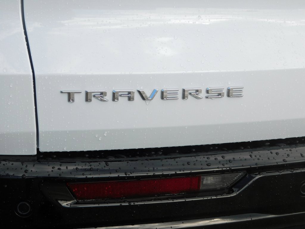 New 2026 Chevrolet Traverse High Country w/ LPO, Floor Liner Package image 48