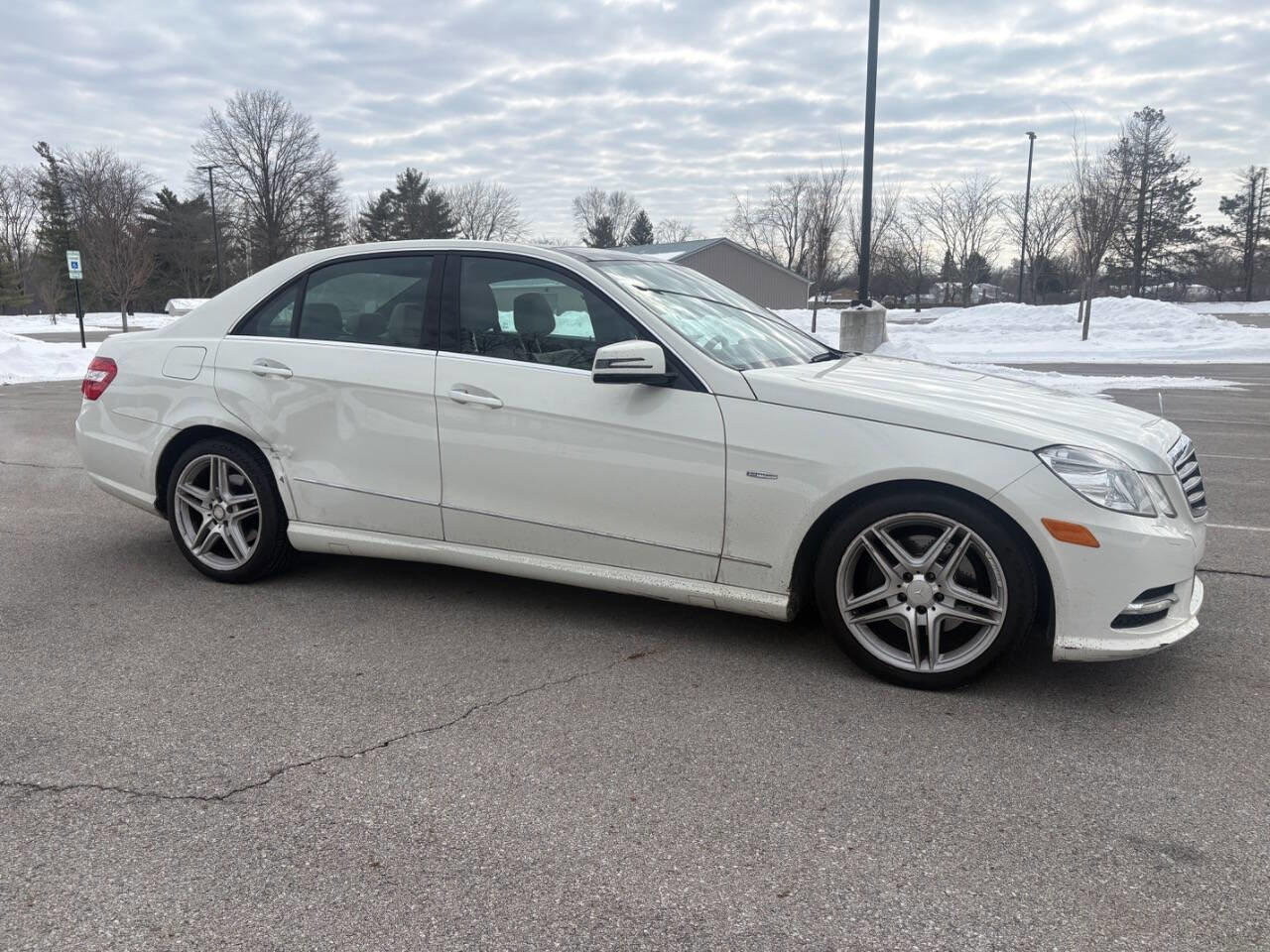 Used 2012 Mercedes-Benz E 350 Sedan w/ Lane Tracking Pkg image 7