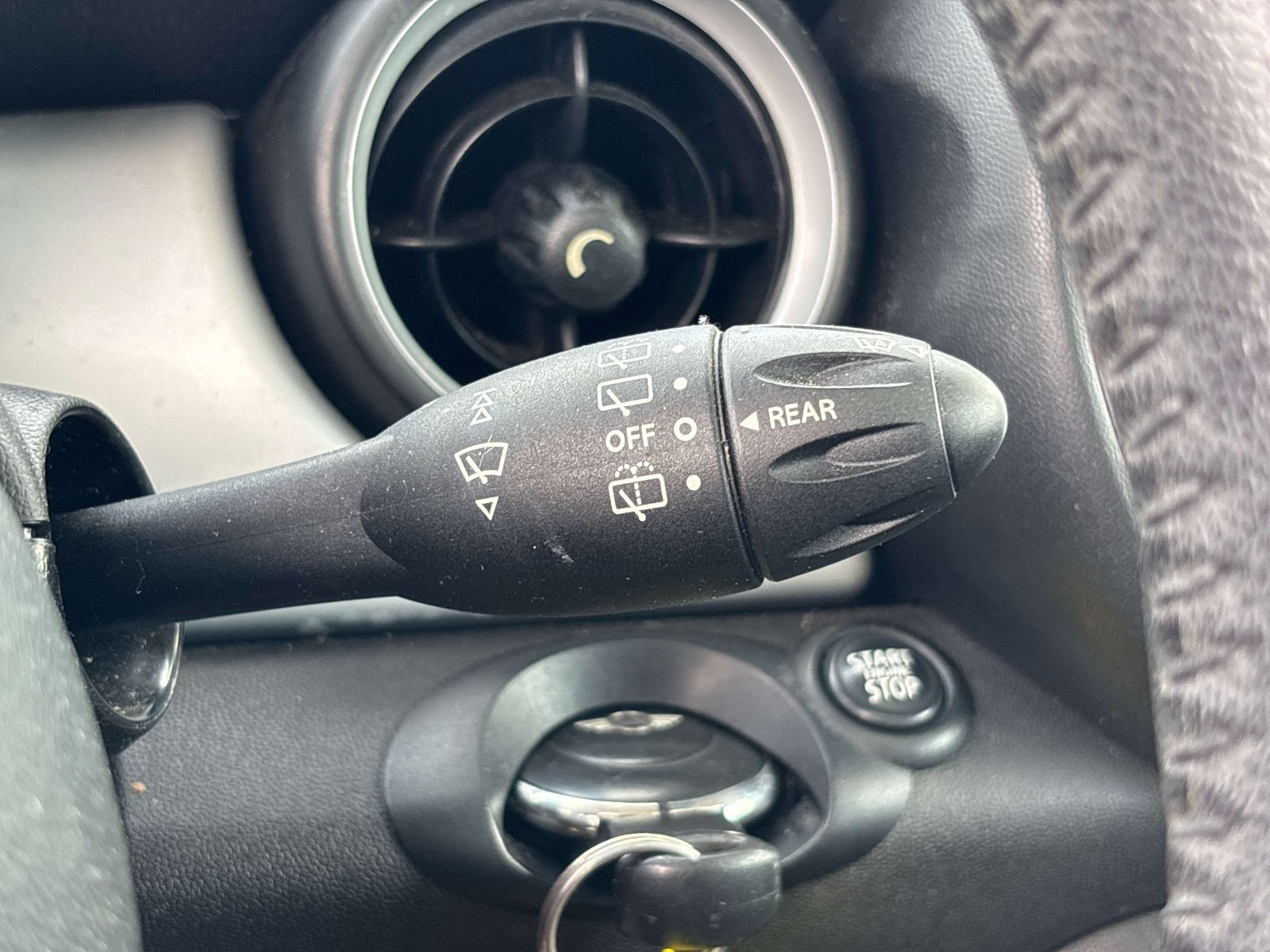 Used 2014 MINI Cooper Clubman FWD image 28