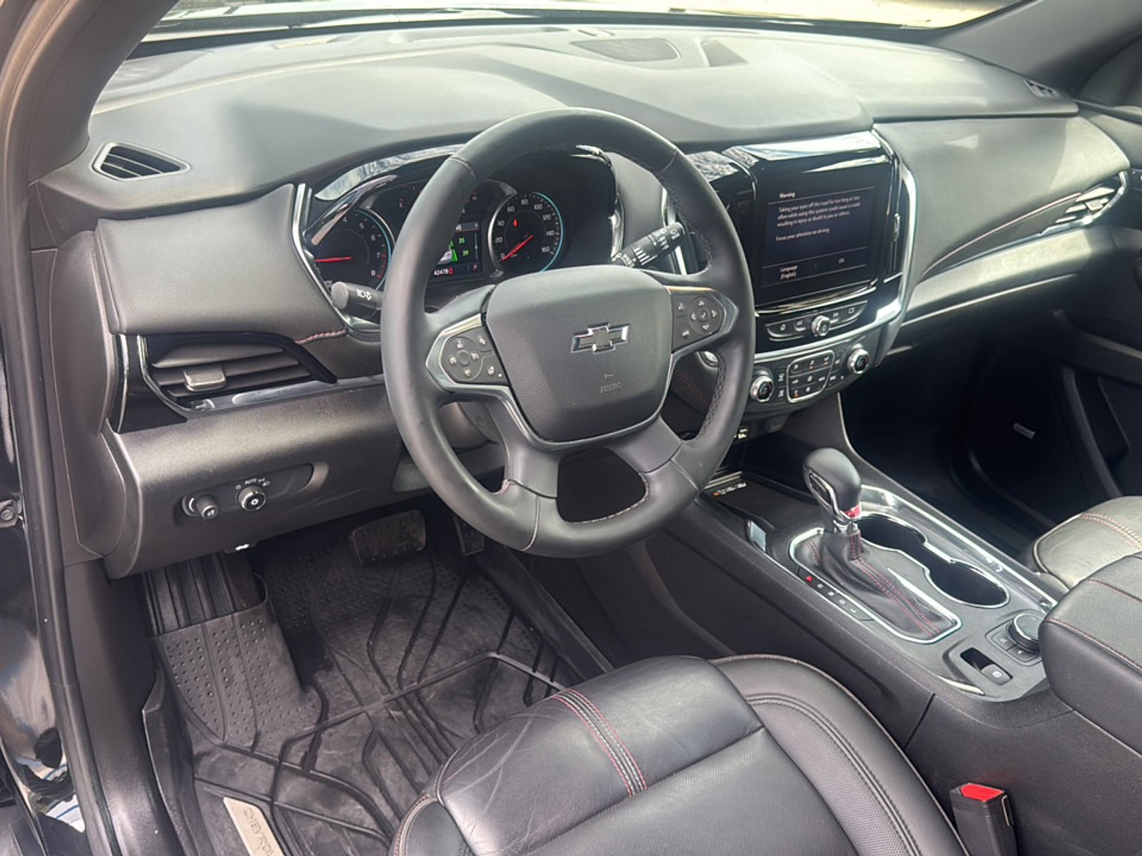 Used 2023 Chevrolet Traverse RS w/ LPO, Floor Liner Package AWD/4WD image 10