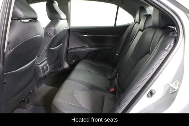 Used 2021 Toyota Camry XSE image 11