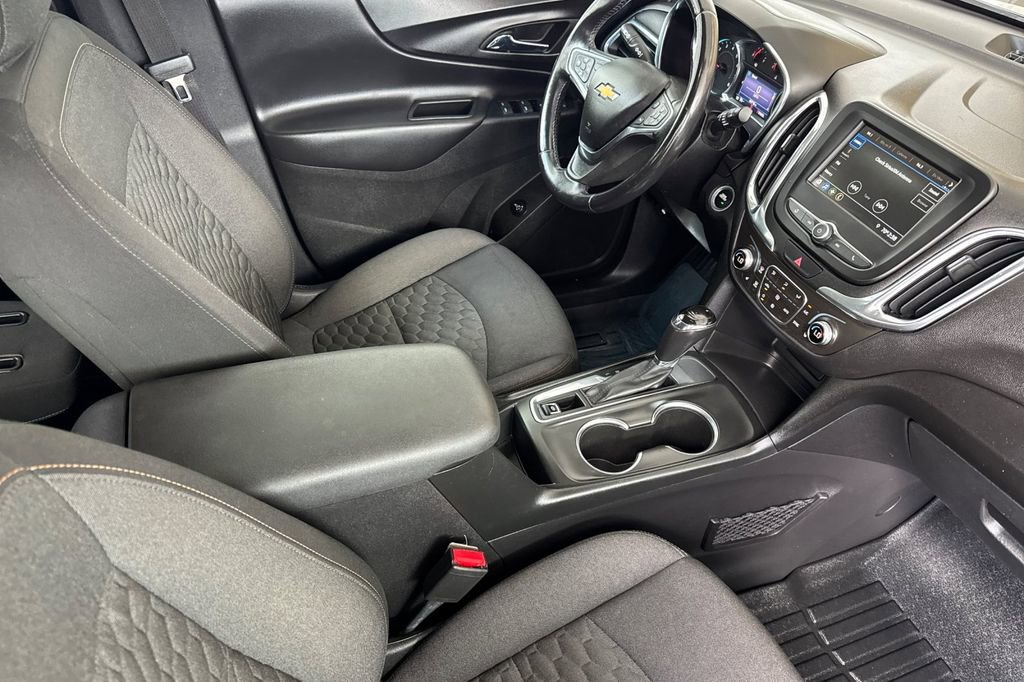 Used 2019 Chevrolet Equinox LT FWD image 16