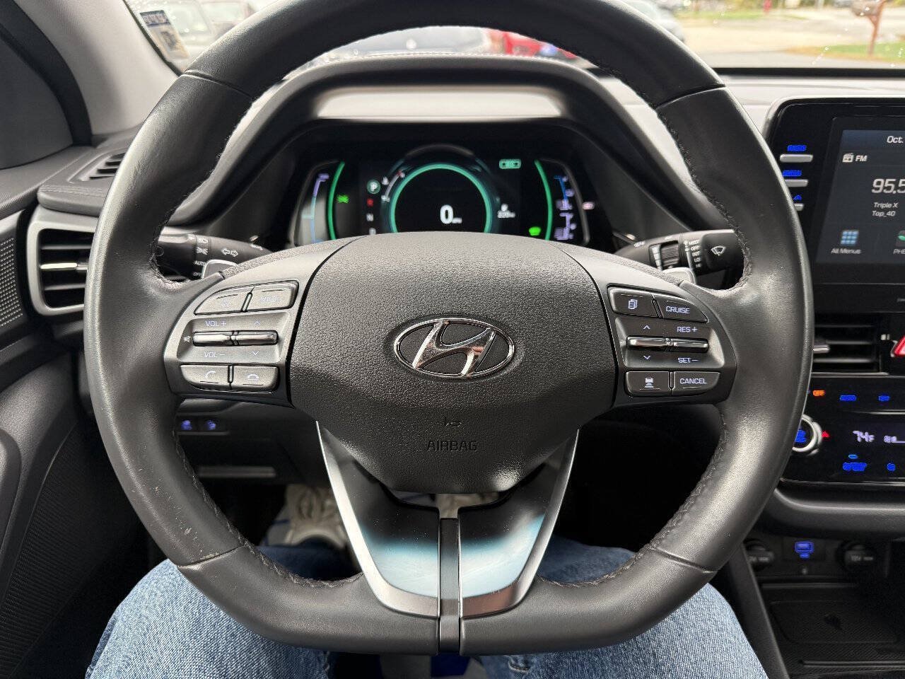 Used 2020 Hyundai Ioniq SEL FWD image 21