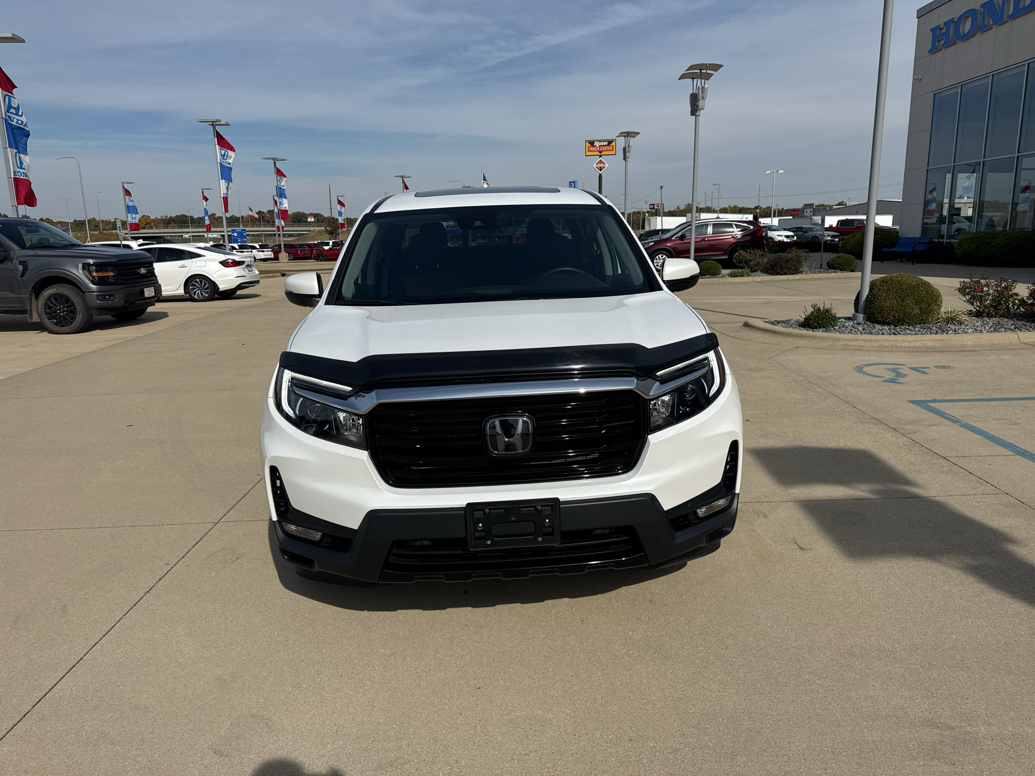Used 2022 Honda Ridgeline RTL-E image 2