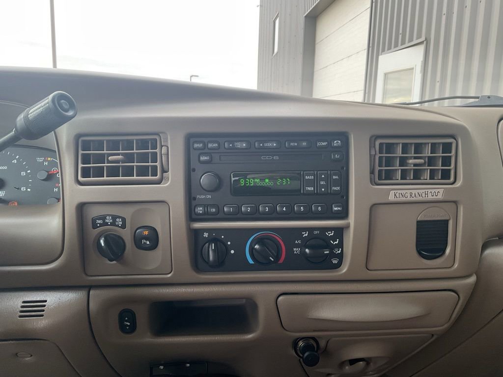 Used 2003 Ford F250 King Ranch image 14