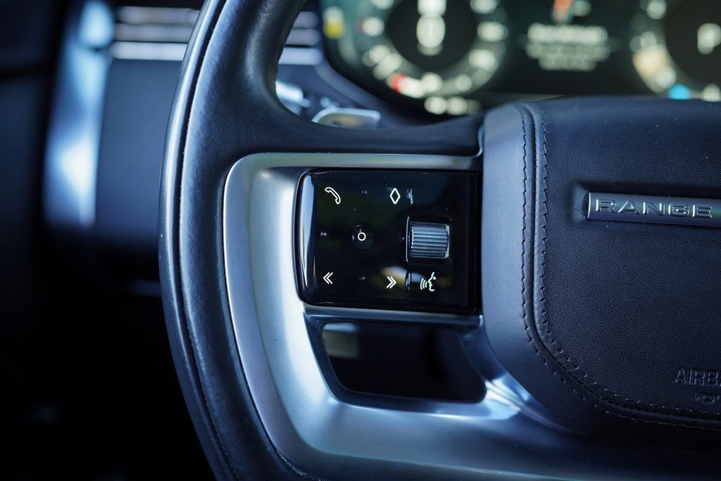 Used 2022 Land Rover Range Rover SE image 29