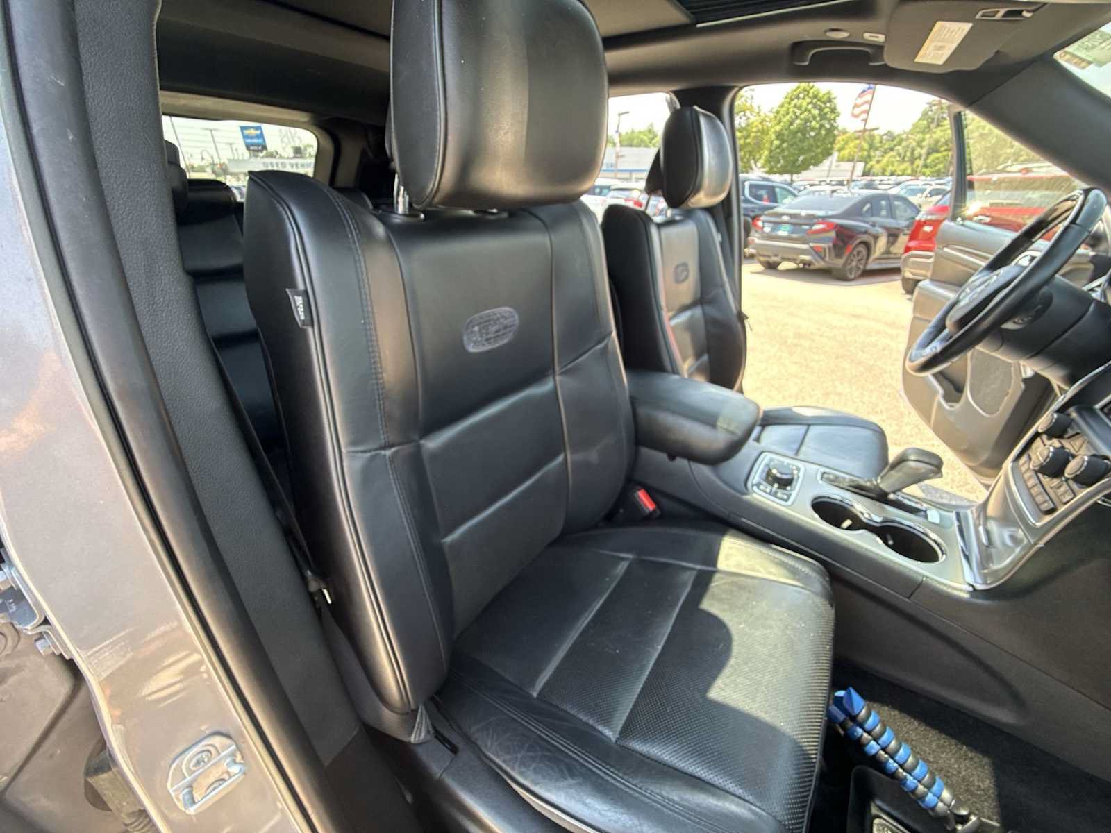 Used 2018 Jeep Grand Cherokee Overland AWD/4WD image 28