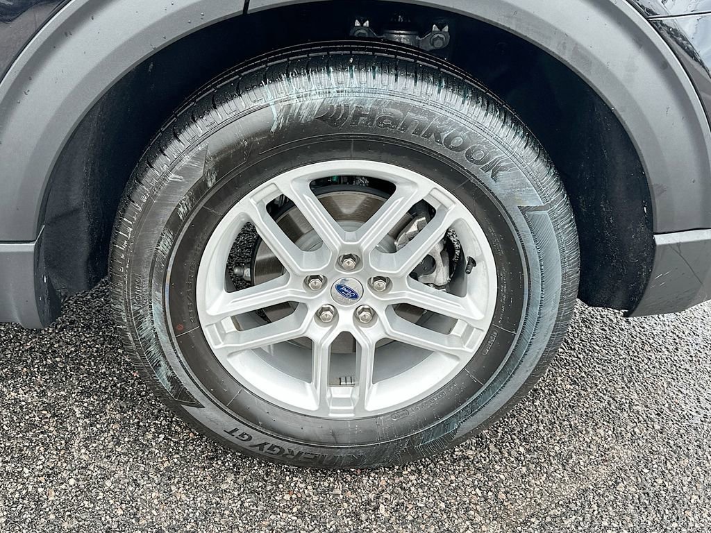 Certified 2025 Ford Explorer Active w/ Active Comfort Package image 24