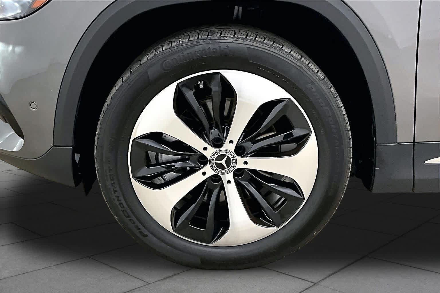 Certified 2025 Mercedes-Benz GLA 250 4MATIC image 11