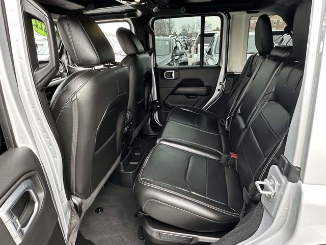 Used 2022 Jeep Wrangler Unlimited Sahara w/ Cold Weather Group image 20