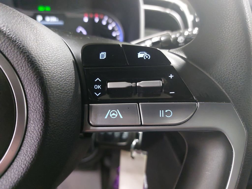 Certified 2023 Hyundai Santa Cruz SE AWD/4WD image 17