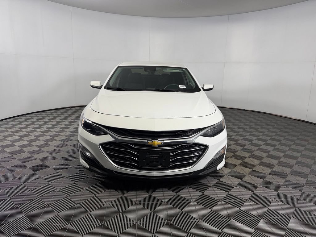 Used 2025 Chevrolet Malibu LT FWD image 5
